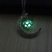 Load image into Gallery viewer, Glowing Pendant Necklaces Silver Plated Chain Necklaces
